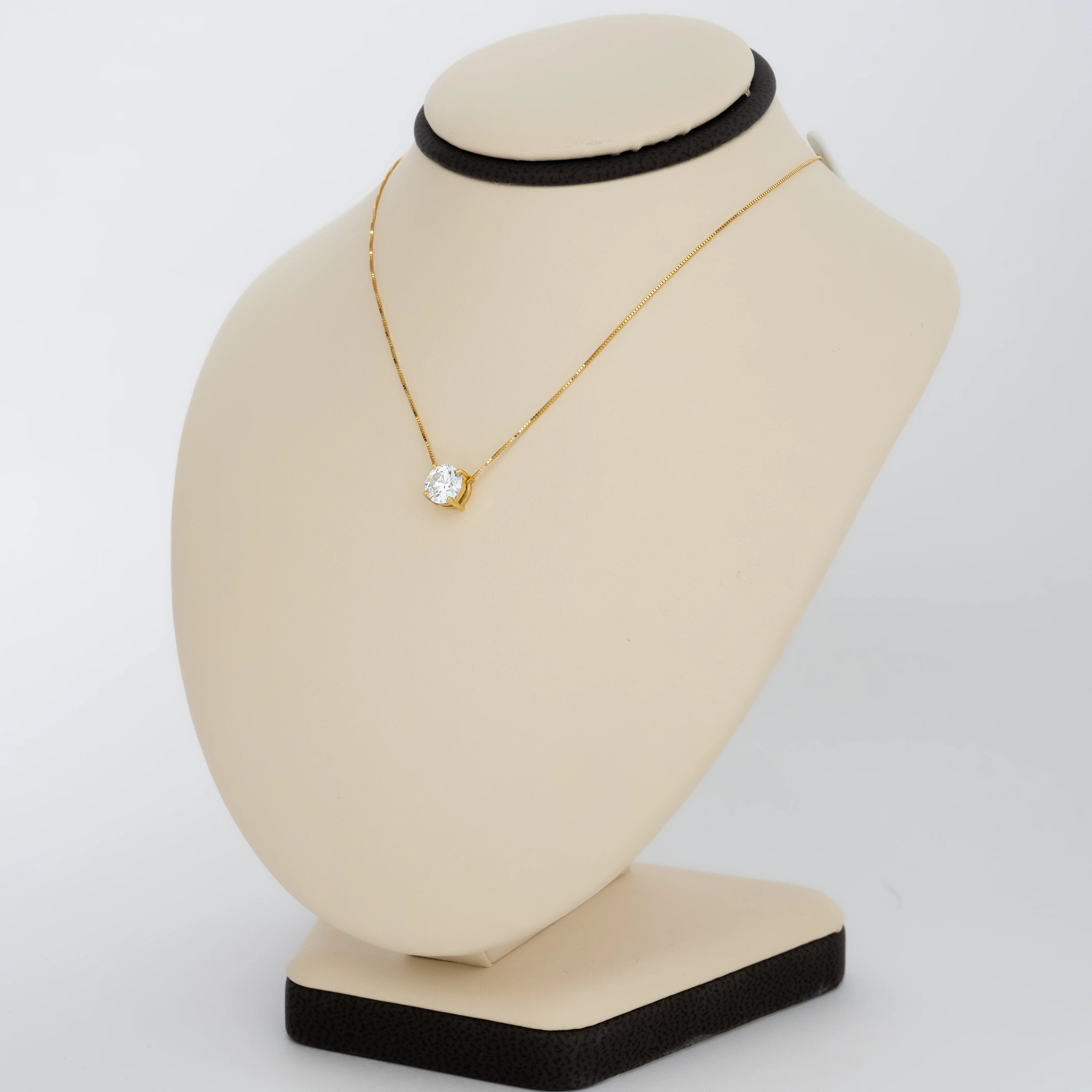 Dije Punto Luz Diamante Lab. Redondo