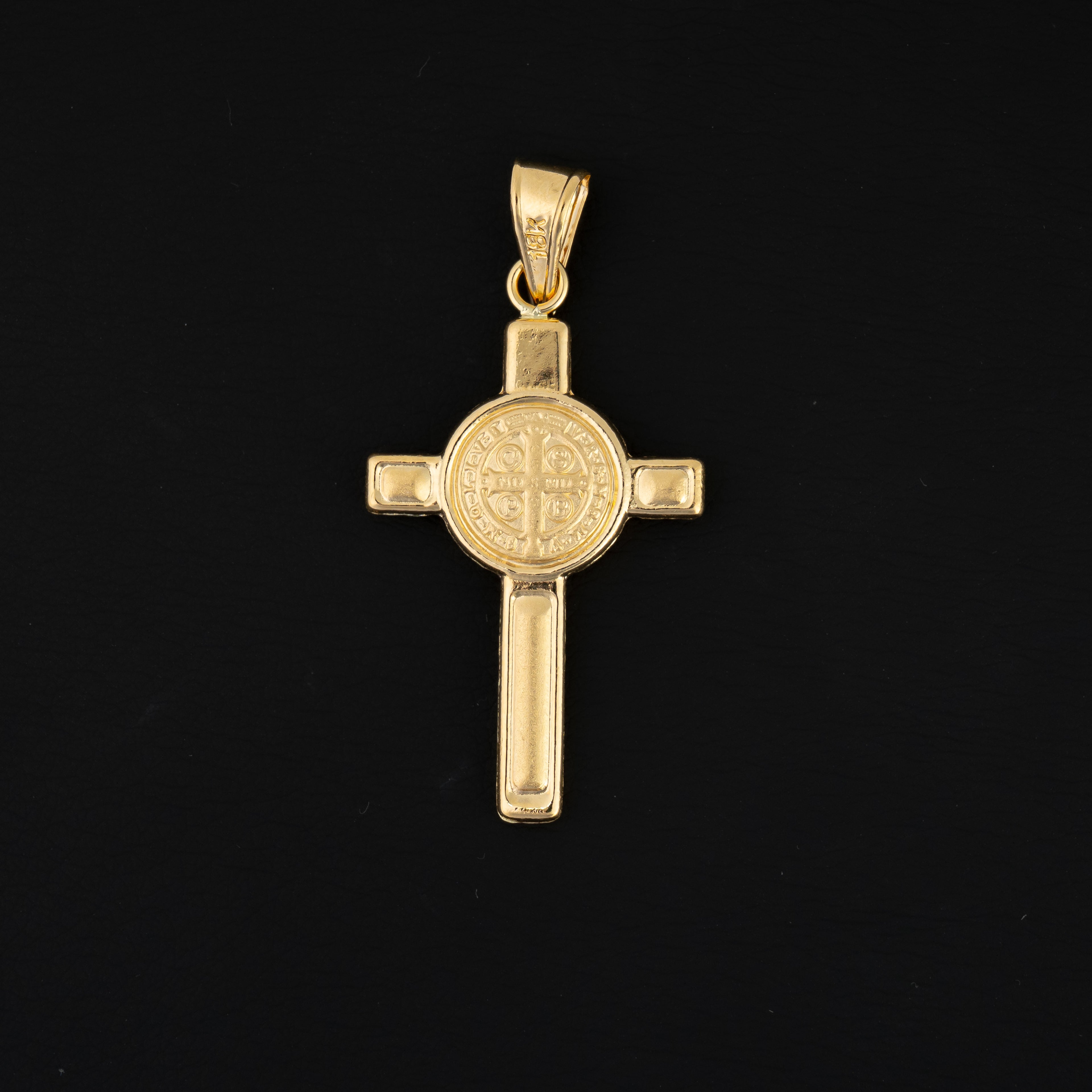 Dije Cruz San Benito 4.7cm