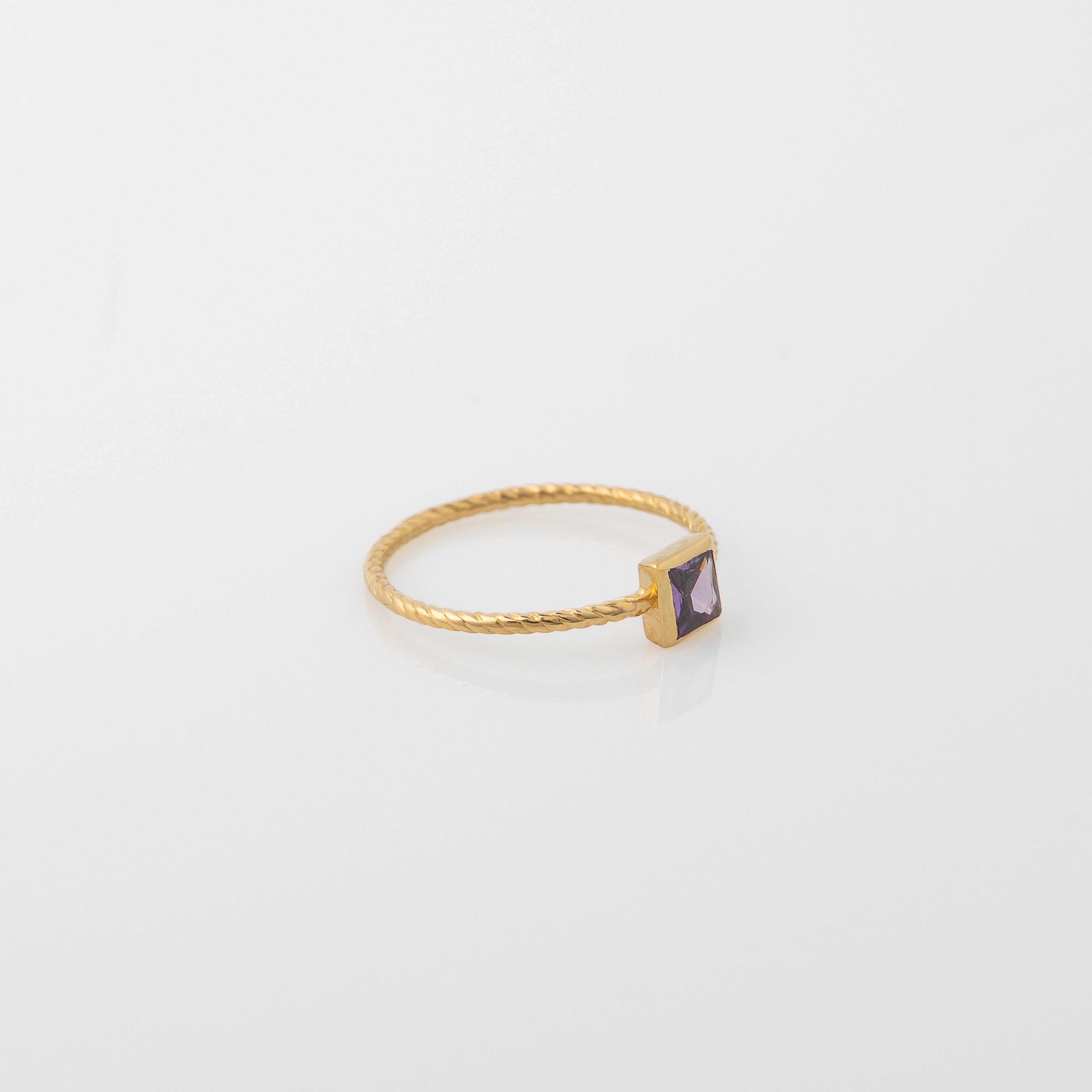 Anillo Square Lila Talla 7