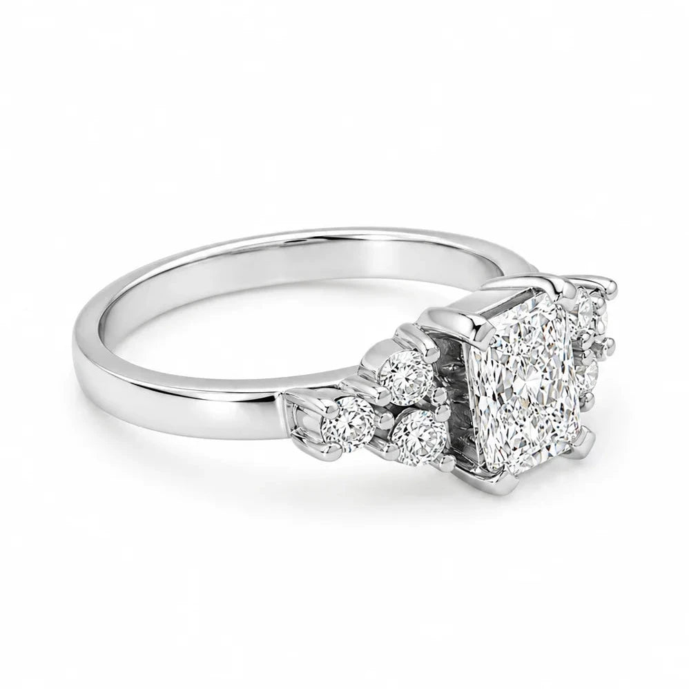 Anillo Radiant Luxe