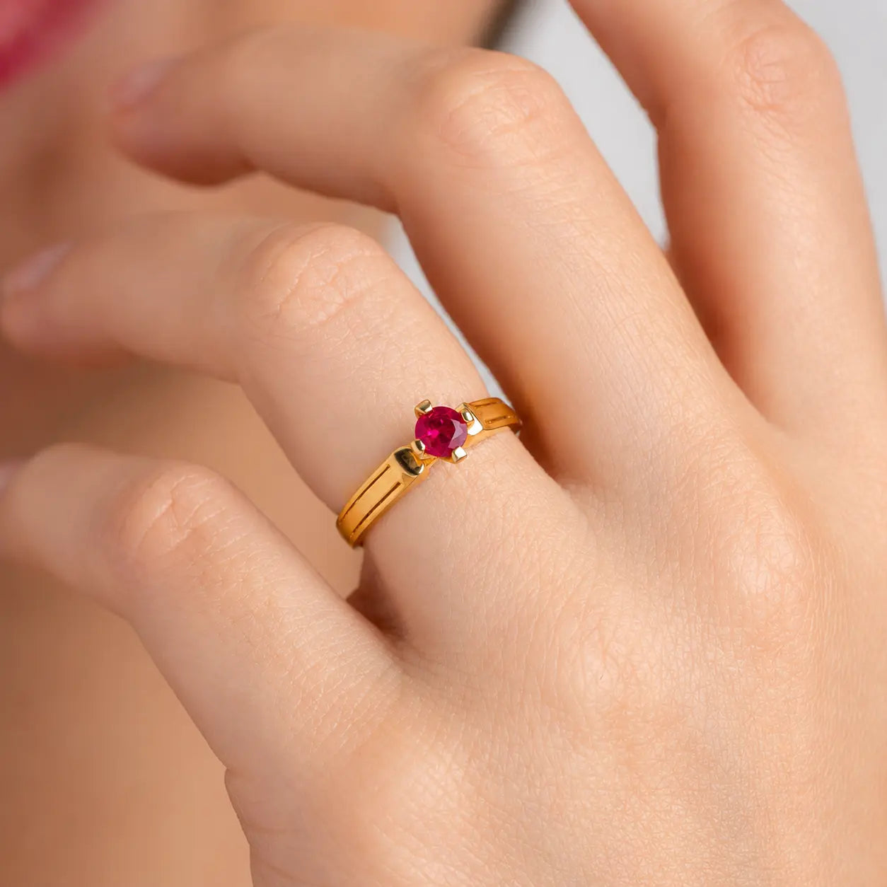 Anillo Rubi 0.40ct/ Talla 5 3/4