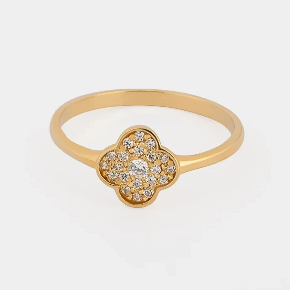 Anillo Trébol Talla 6 1/2