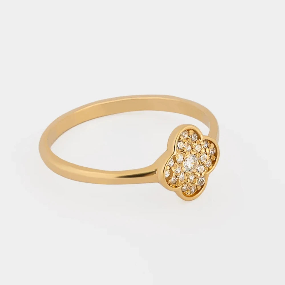 Anillo Trébol Talla 6 1/2