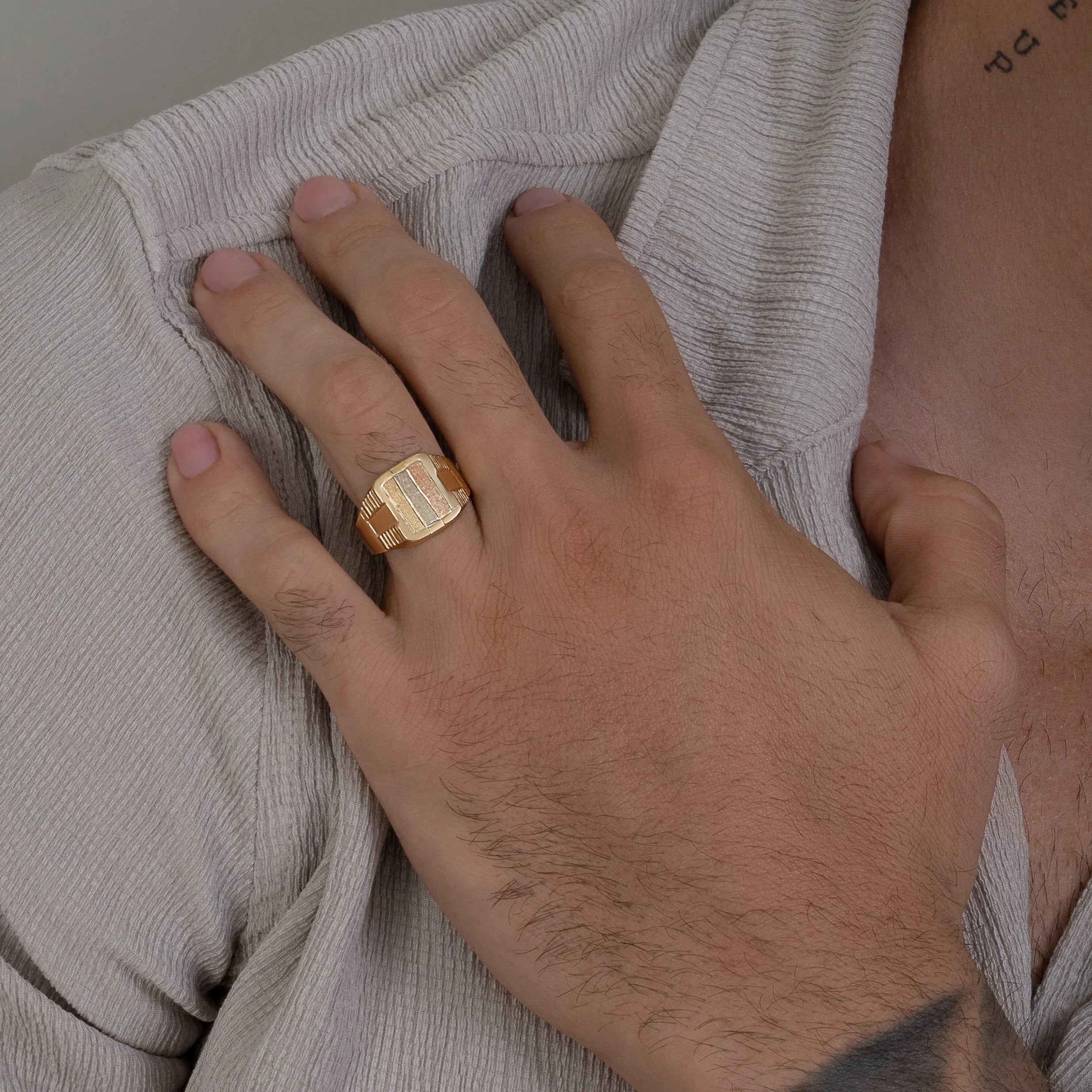 Anillo Bandera