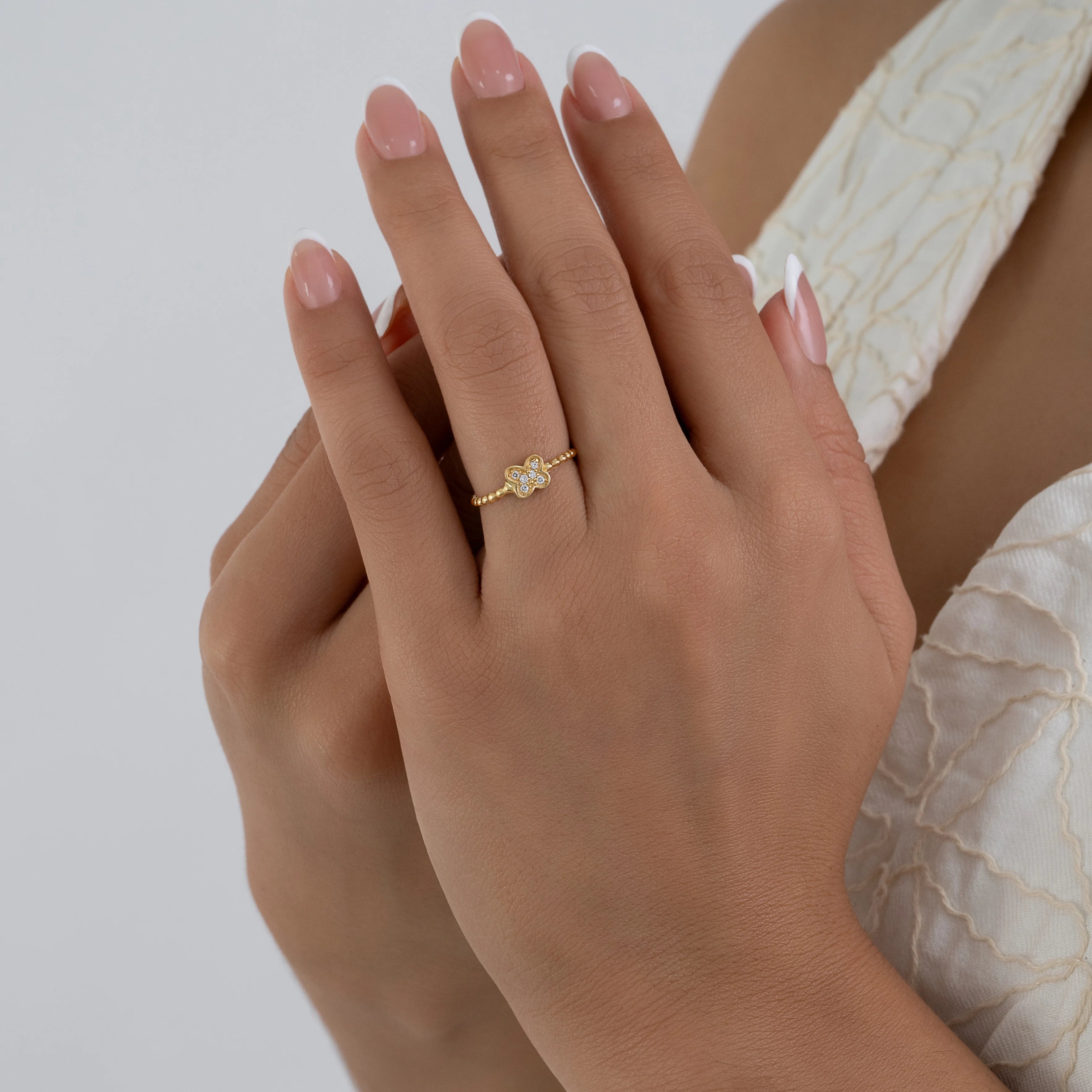 Anillo Trébol