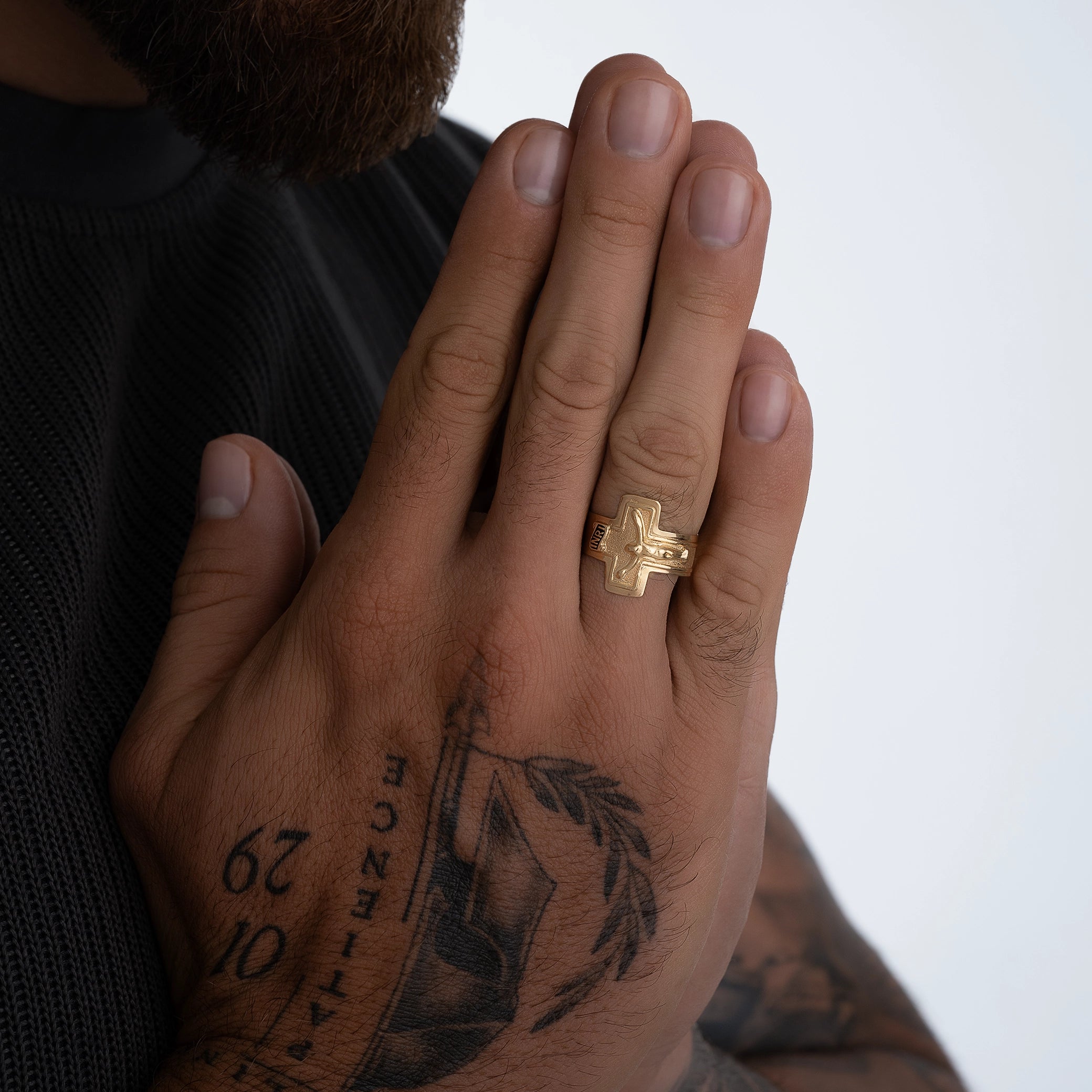 Anillo Cristo Crucificado