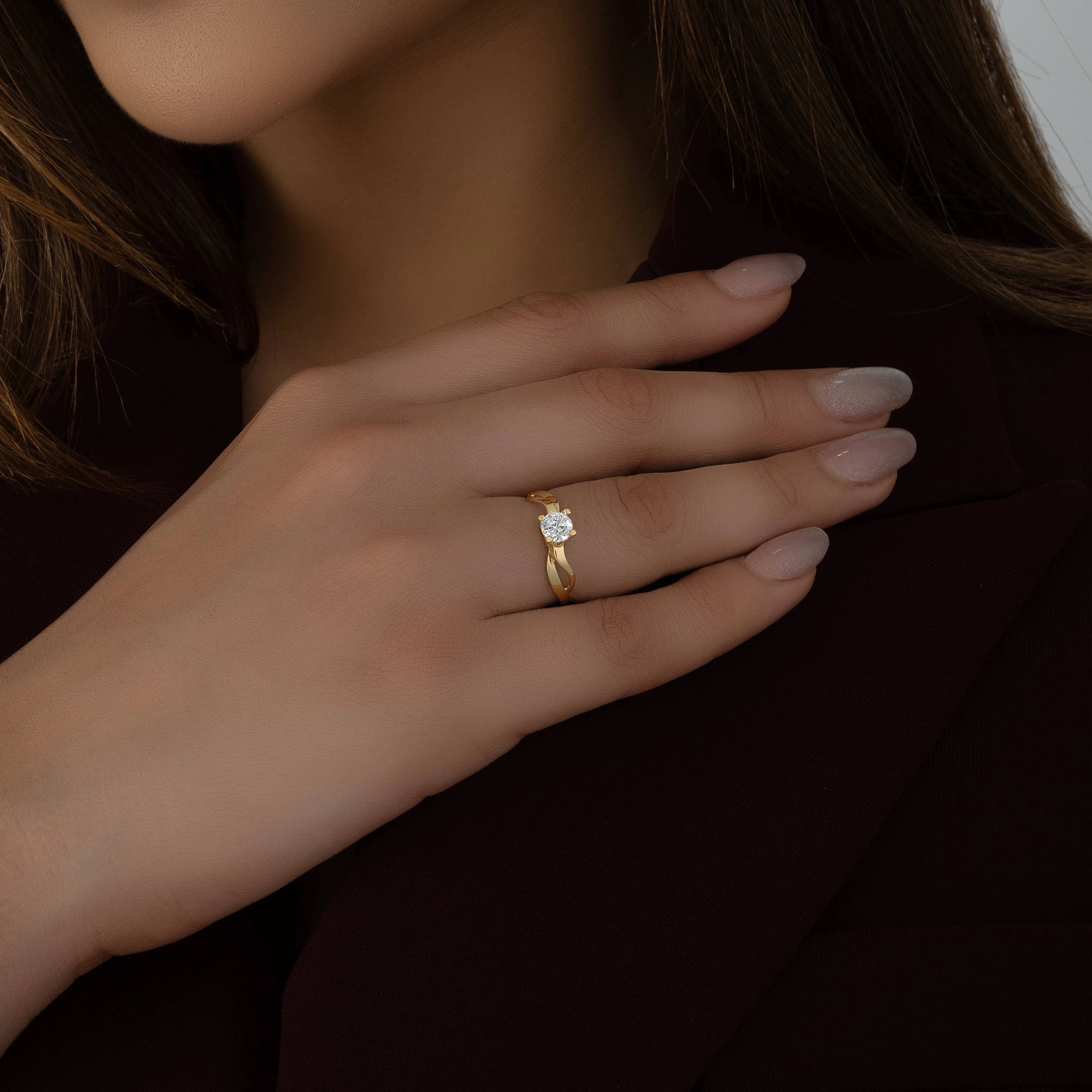 Anillo Solitario Entrelazado 0.50ct