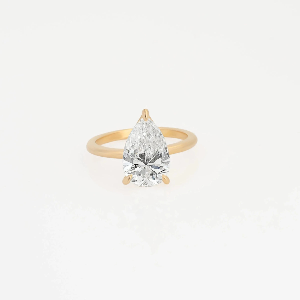 Anillo Pera Real 3.0ct
