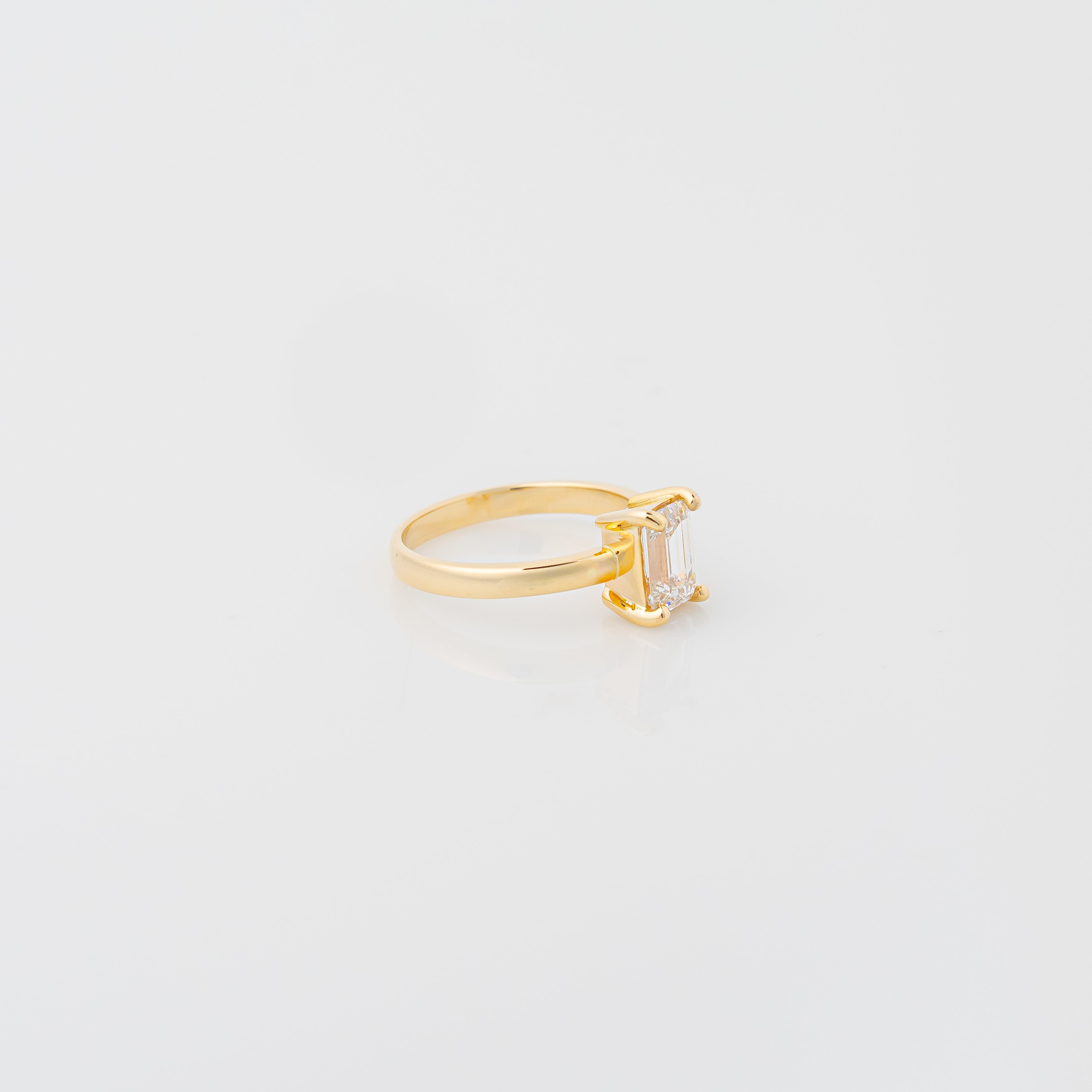Anillo Diamante corte Esmeralda Lab 1.50ct