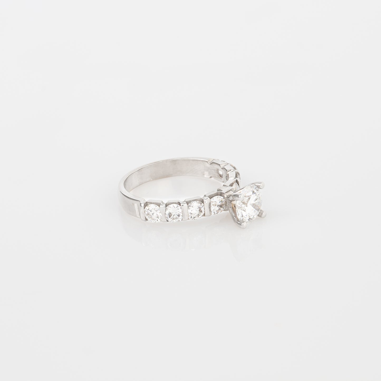 Anillo Diamantes Lab. Redondo