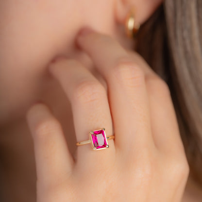 Anillo Fucsia Talla 5 3/4