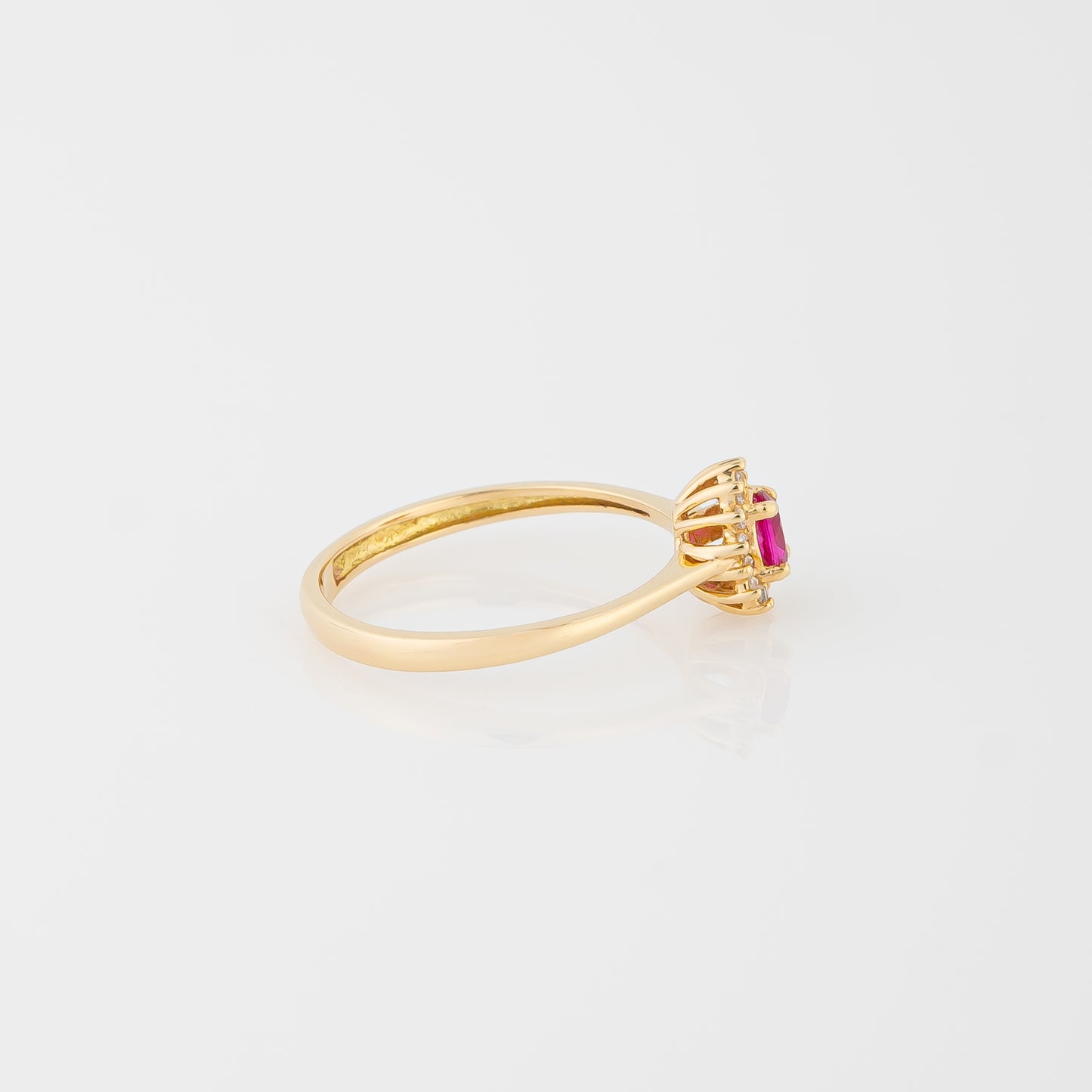 Anillo Fucsia Talla 5 1/4