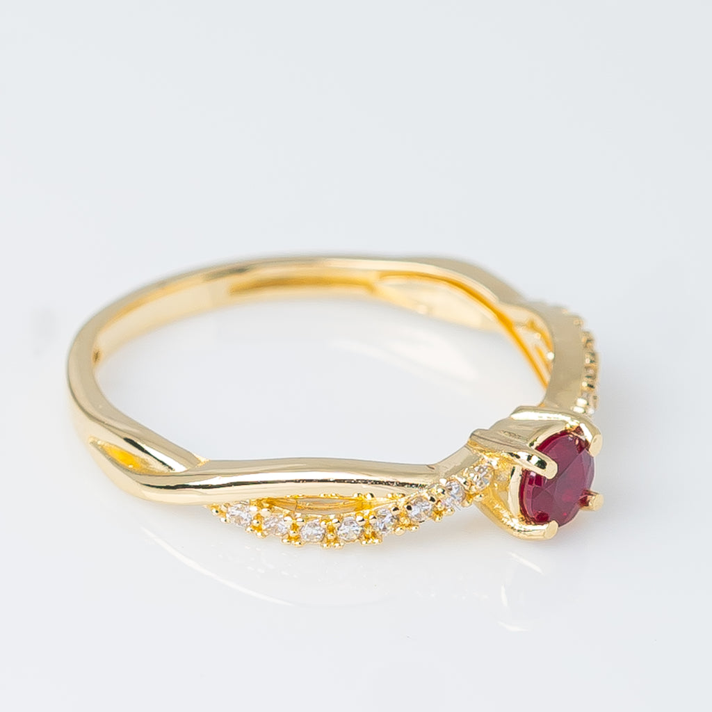 Anillo Rubí Talla 6 1/2