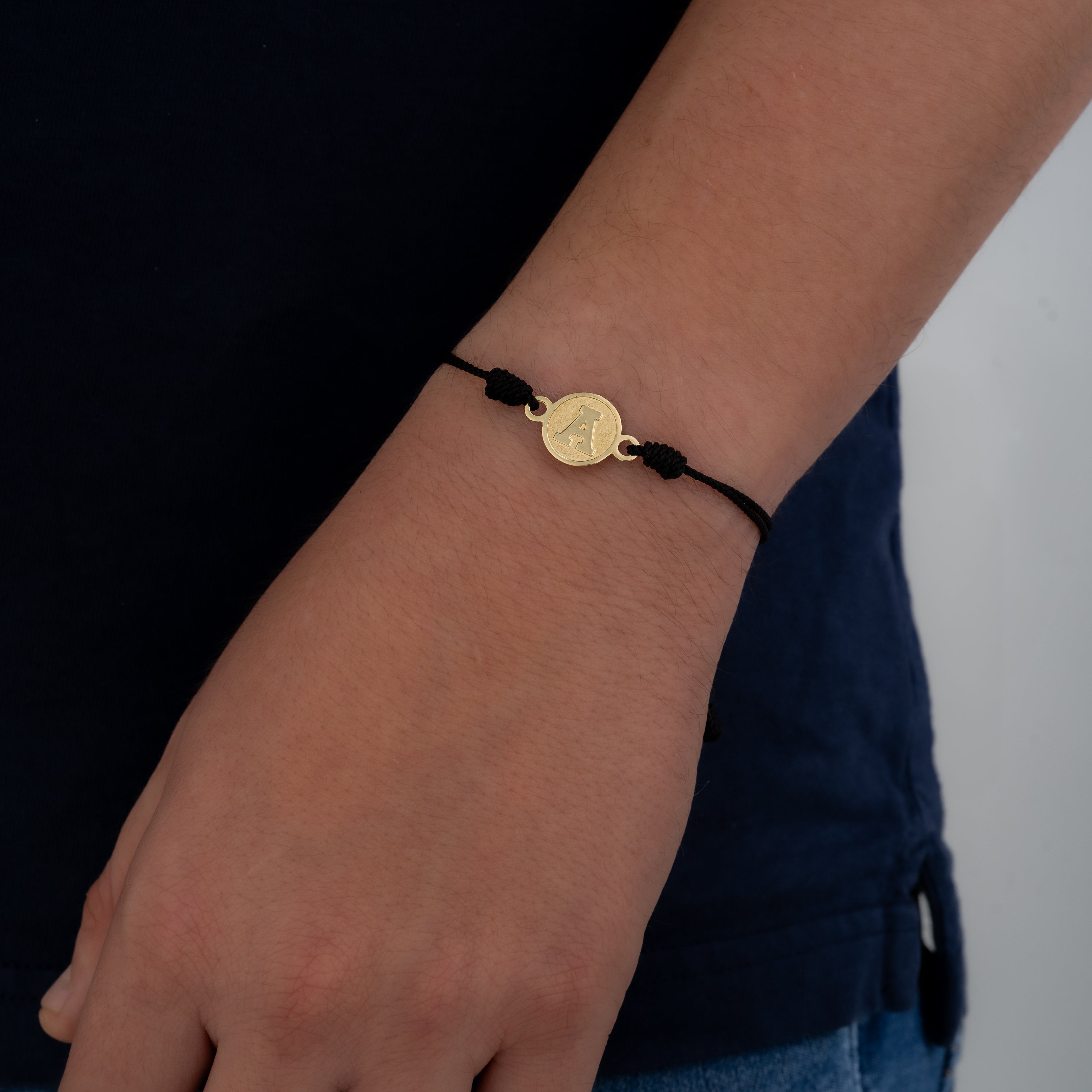 Pulsera Tejida+ Dije Letra