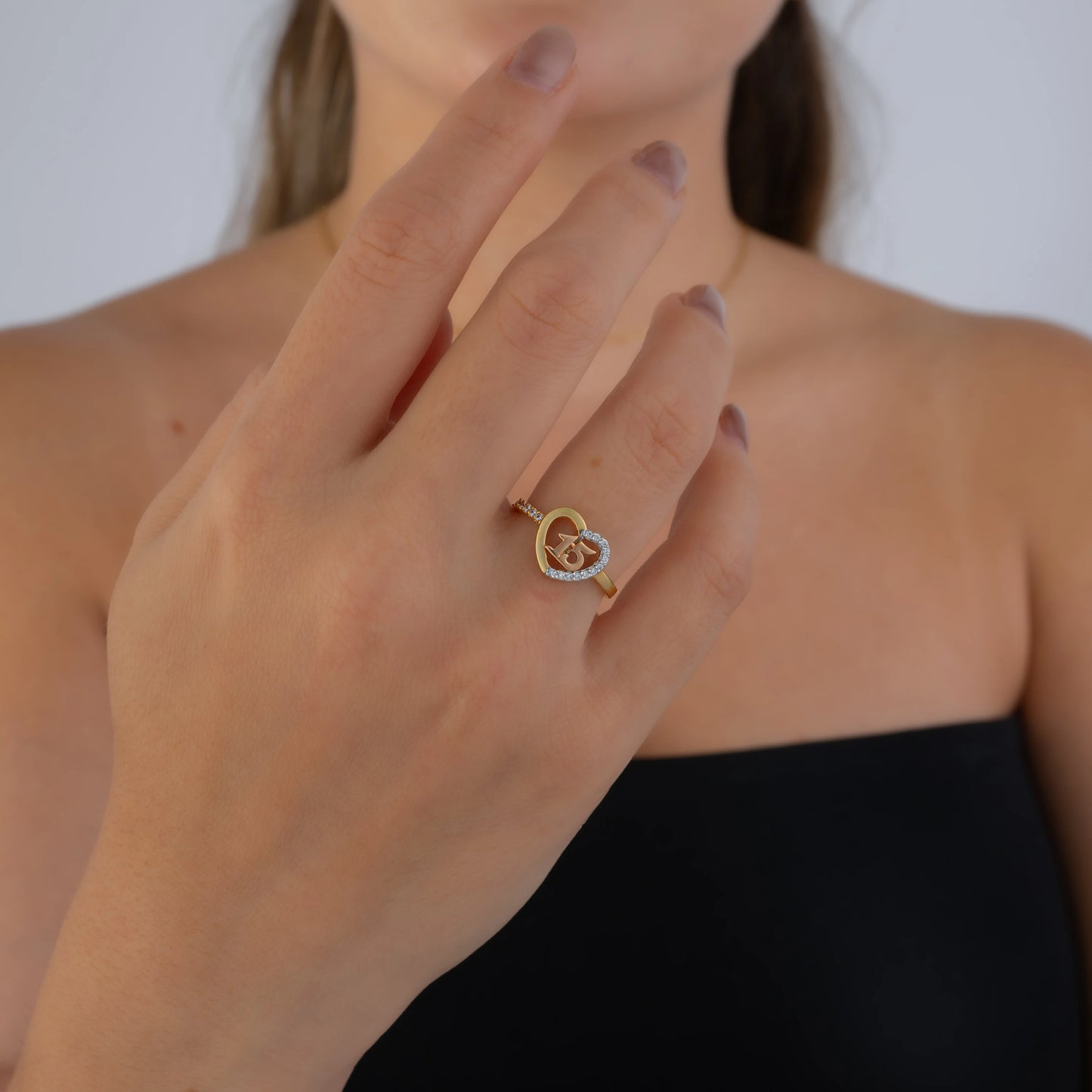Anillo Quince Corazon Talla 6 1/4