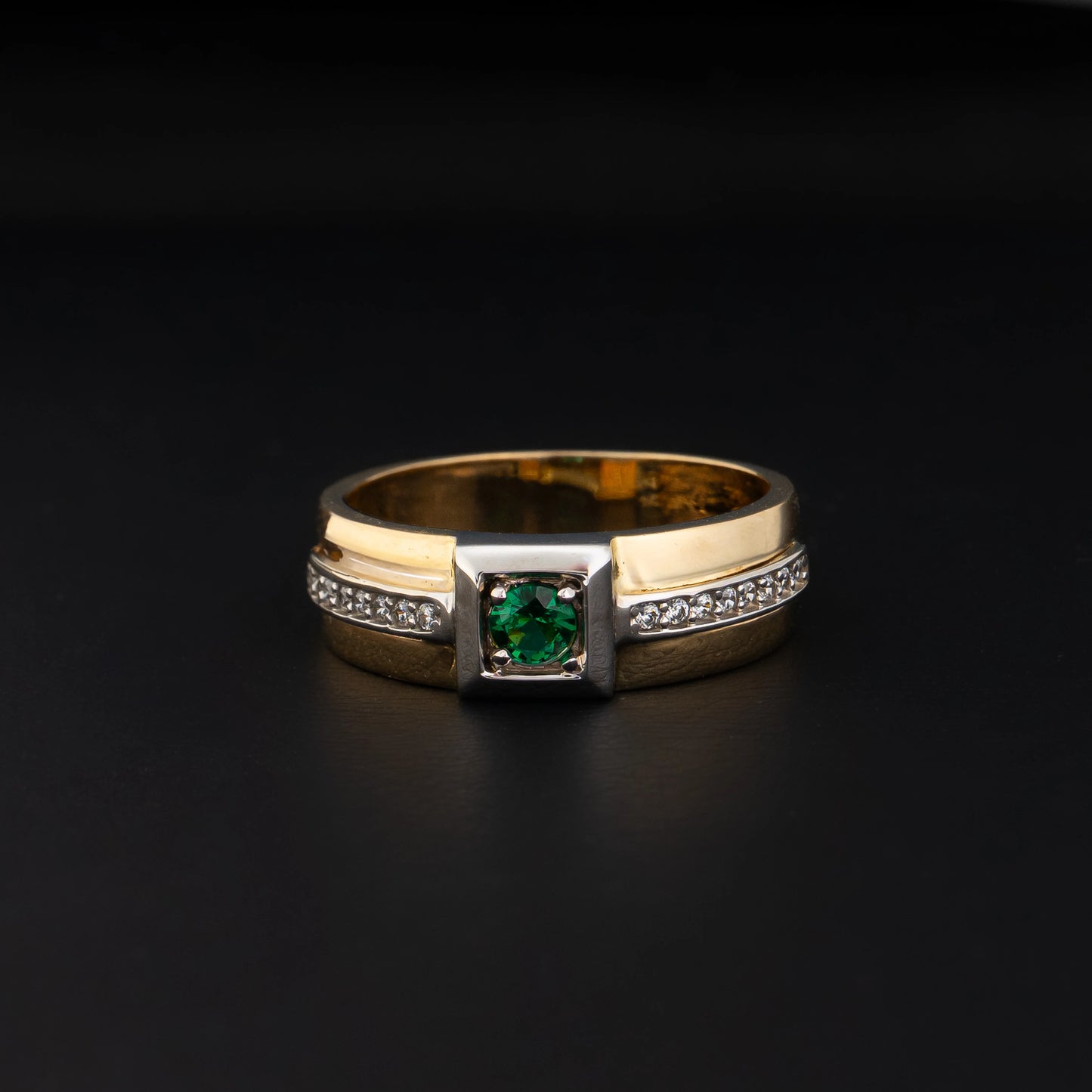 Anillo Verde Talla 10 1/2