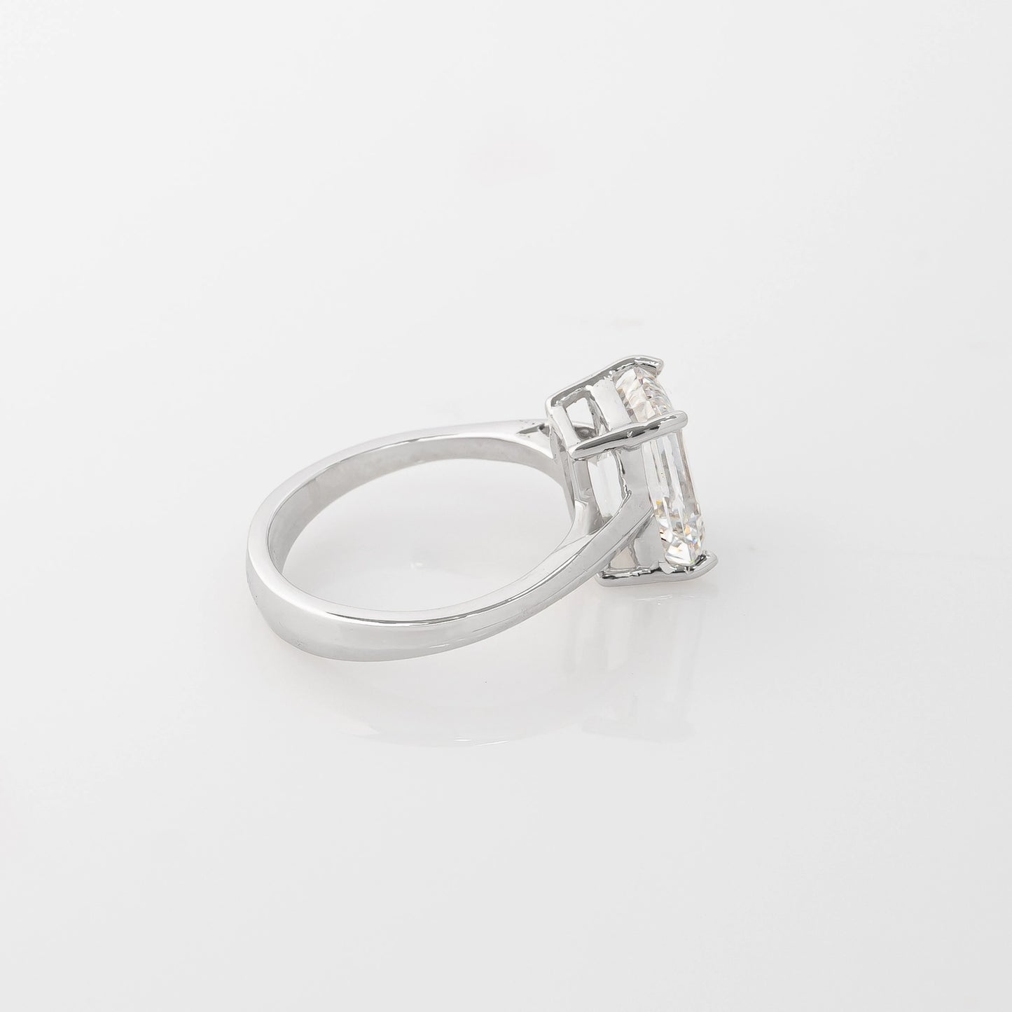 Anillo Diamante corte Esmeralda Lab 3.0ct