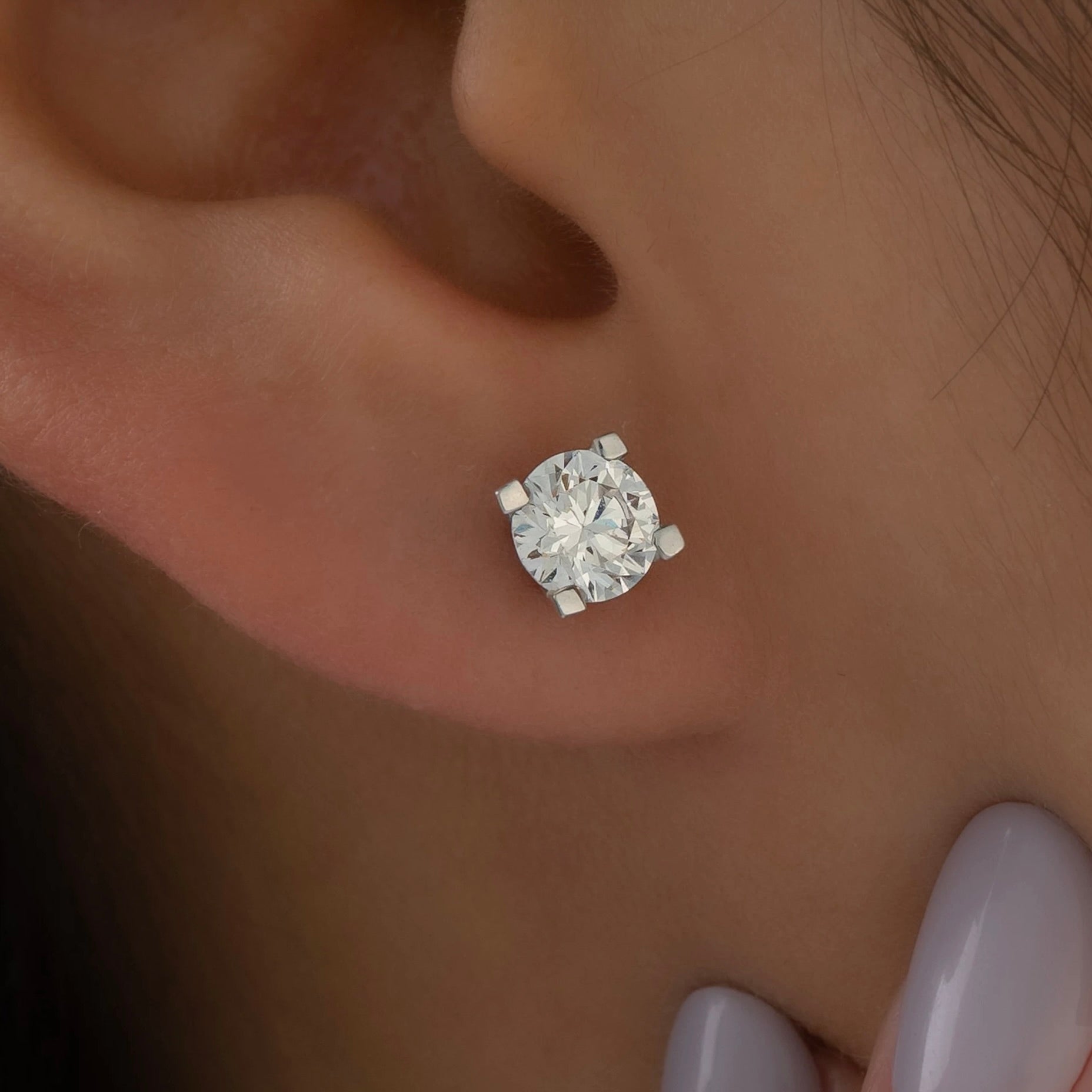 Aretes Diamante Redondo Lab