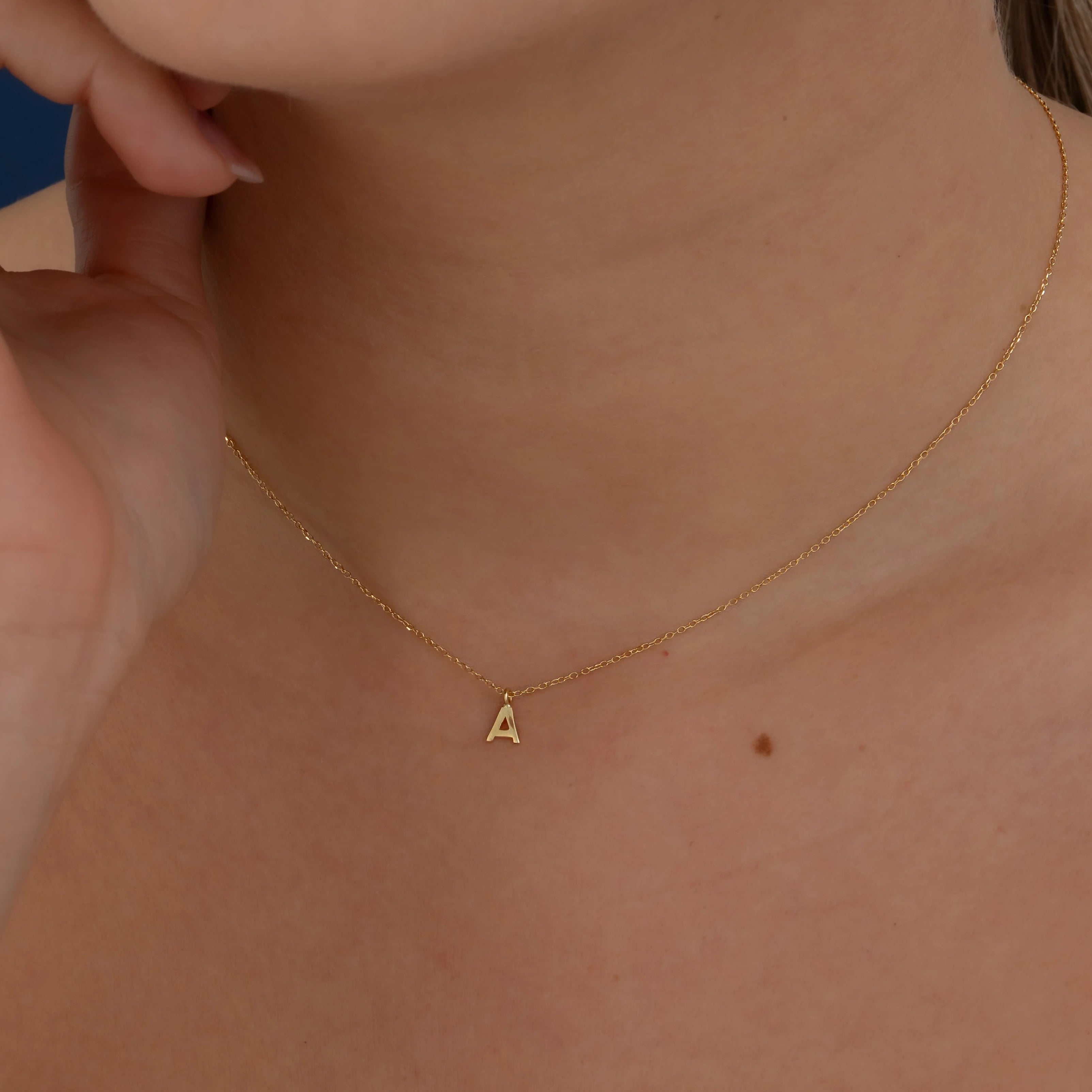 Cadena  & Letra A