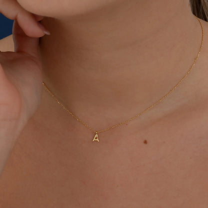 Cadena  & Letra A