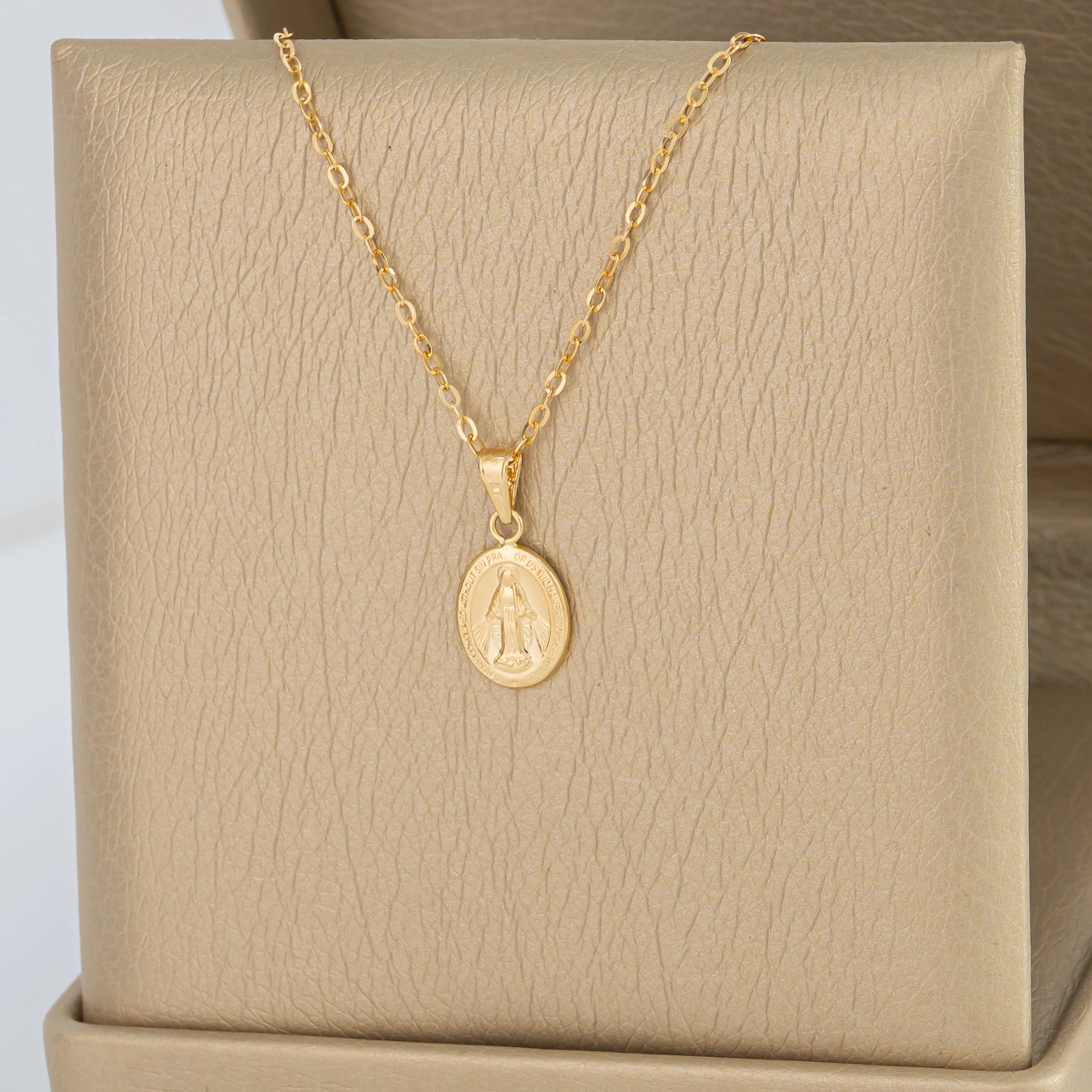 Juego Medalla Virgen Milagros