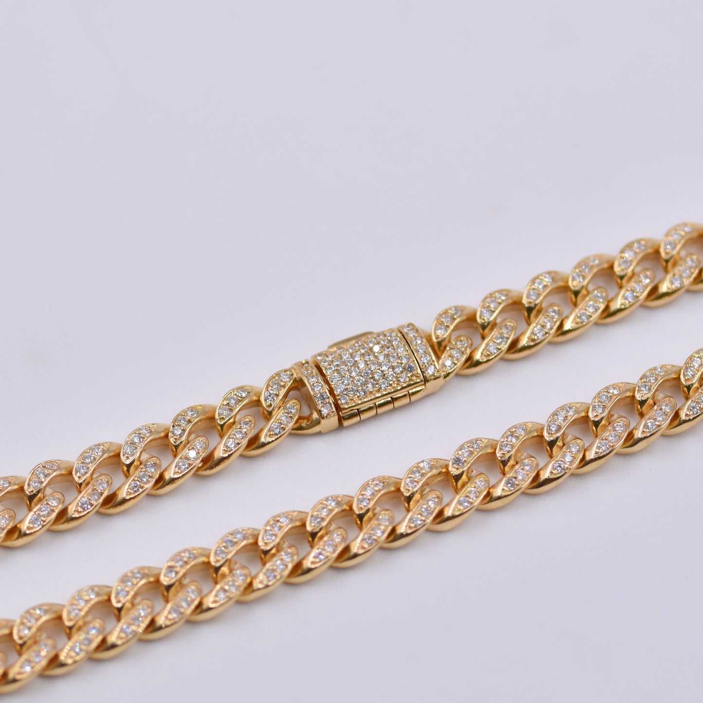Cadena Cubana con Brillantes
