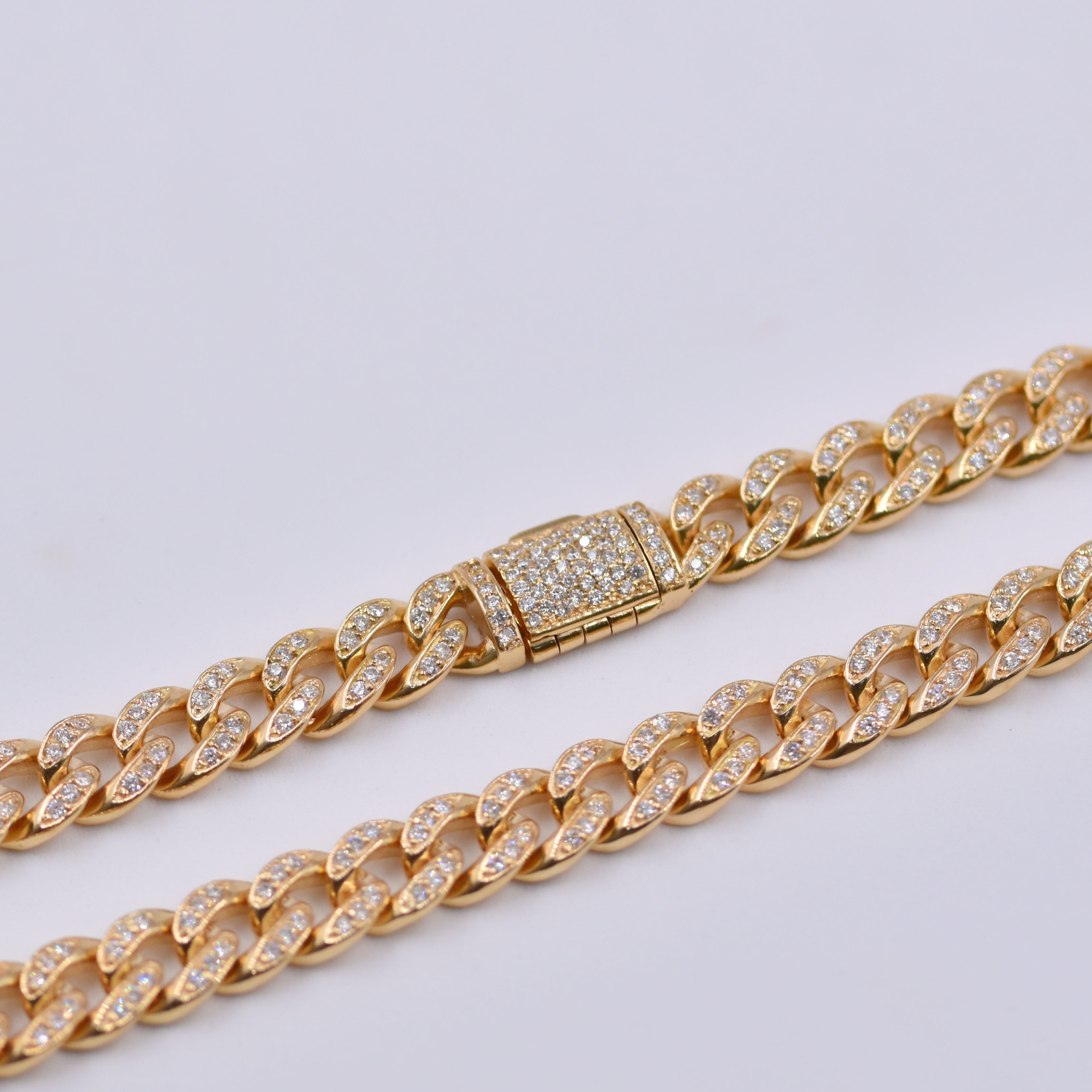 Cadena Cubana con Brillantes