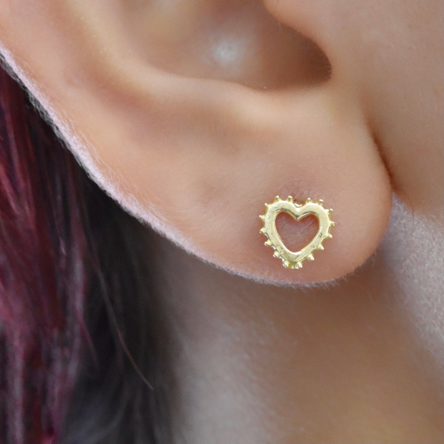 Dots silhouette geared heart 7.3mm